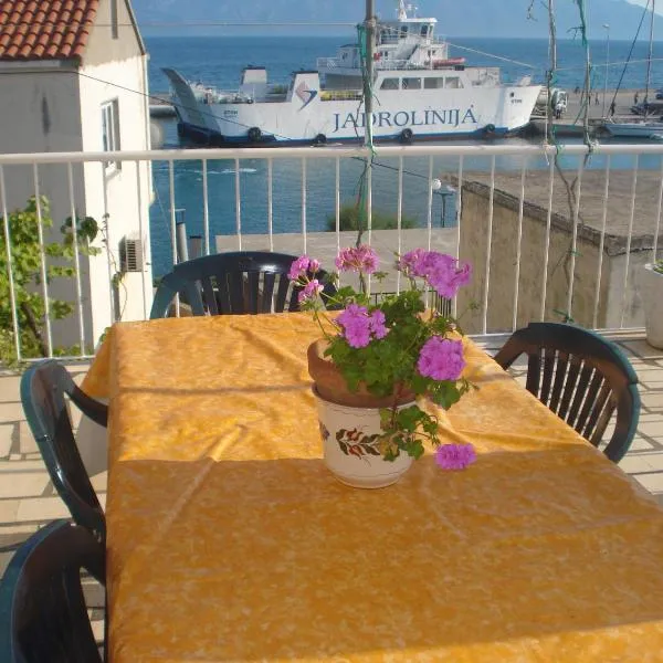 Apartments San Giorgio, hotel v Sućuraji