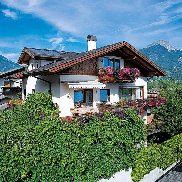 Das Sonnenheim, hotel v destinaci Marlengo