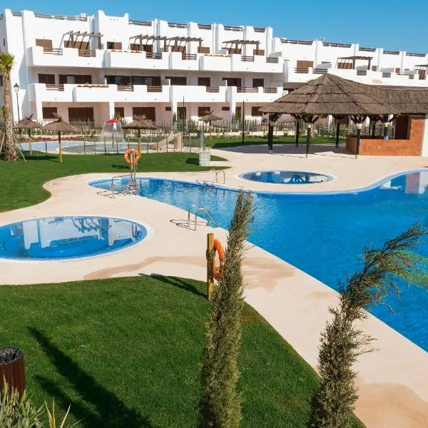 Mar de Pulpí Las Azucenas by Mar Holidays, hotel v destinácii San Juan de los Terreros