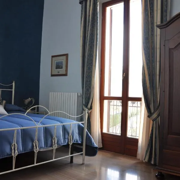 Villa Del Poeta, hotel v destinaci Sulmona