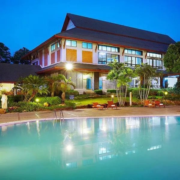 Muaklek Paradise Resort, hotel di Ban Khlong Kum