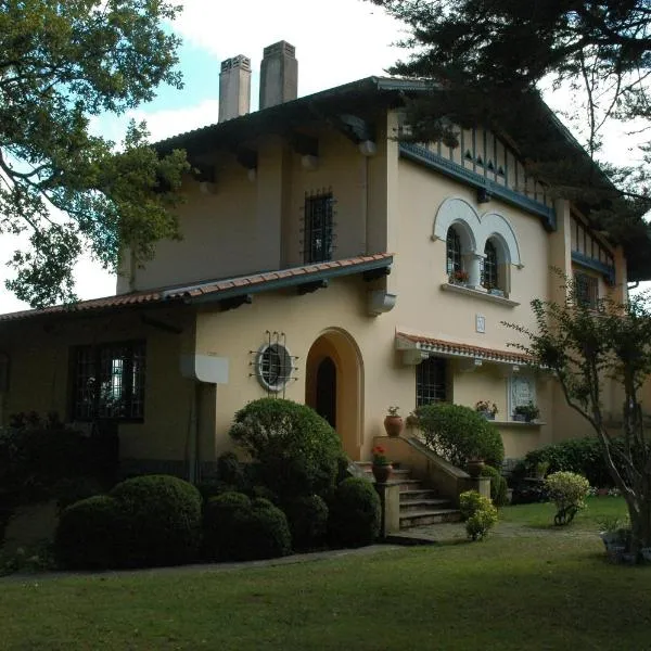 Villa La Croix Basque – hotel w mieście Ciboure