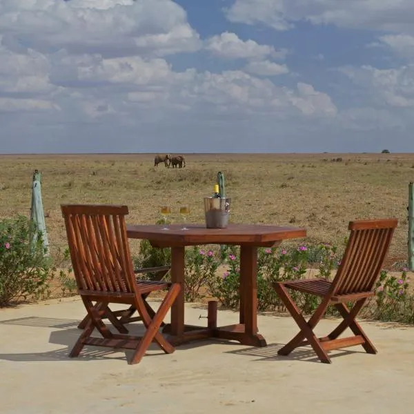 Ashnil Aruba Lodge โรงแรมในTsavo