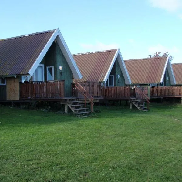 Sandkaas Family Camping & Cottages, hotel v destinaci Allinge