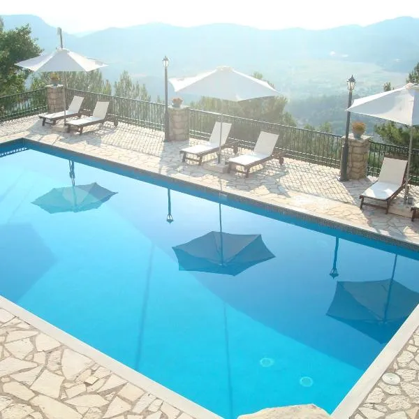 Merlot Village Rental Properties, ξενοδοχείο στην Καρυά