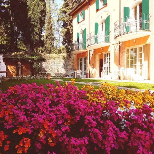 Residenza Eden, hotel v destinácii Colà di Lazise