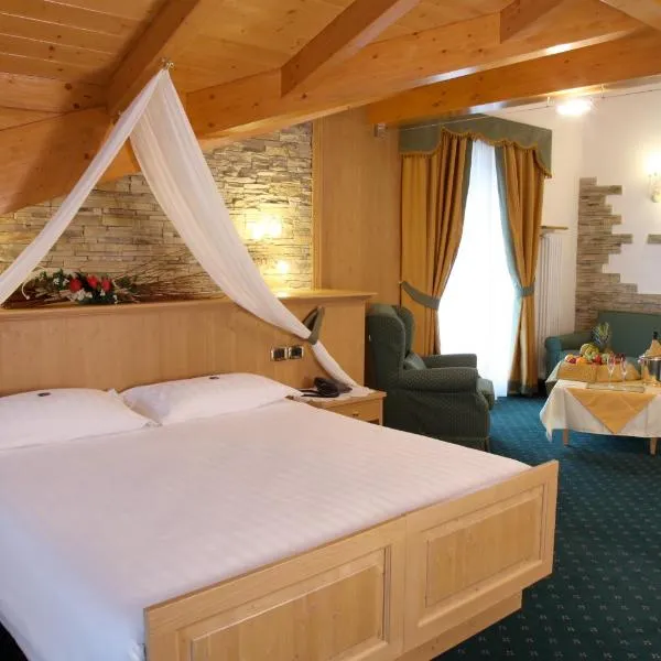 Hotel Gran Vacanze Rooms & Apartments – hotel w mieście Dimaro