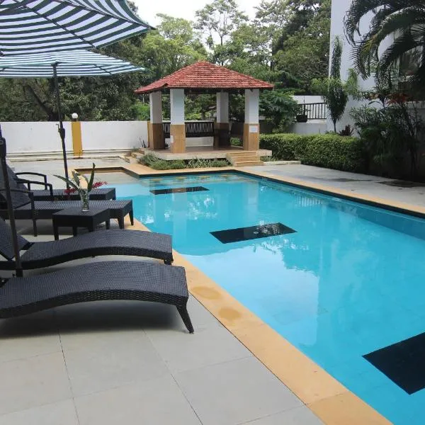 Rainforest - Casa Del Sol, Anjuna - 3 kms from the beach, hôtel à Anjuna