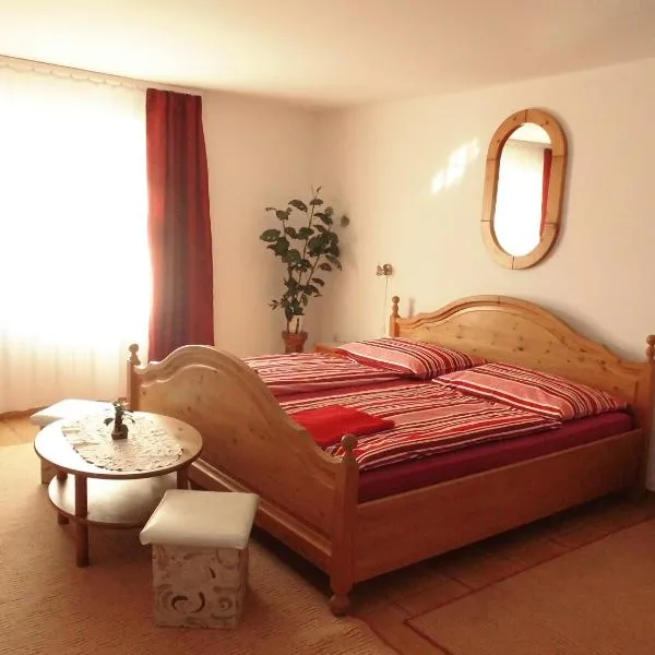 Fenyves Apartman, hotel v destinaci Sárospatak