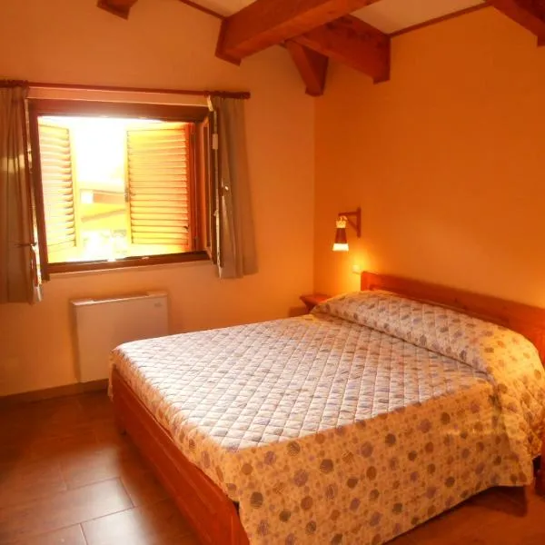 La Locanda Del Lago Lucciola, hotel Villalagóban