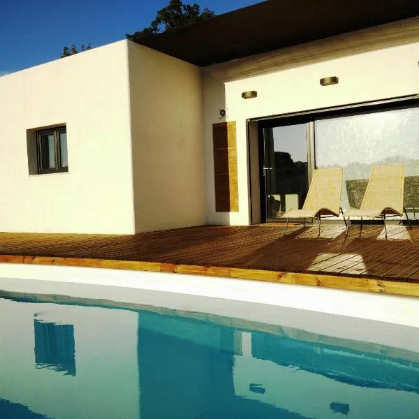 Taipa 2 - Casas de Campo do Junqueirinho, hotel in Bicos