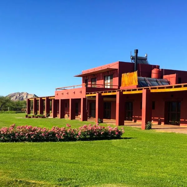 Finca Albarossa, hotel Las Mojarrasban