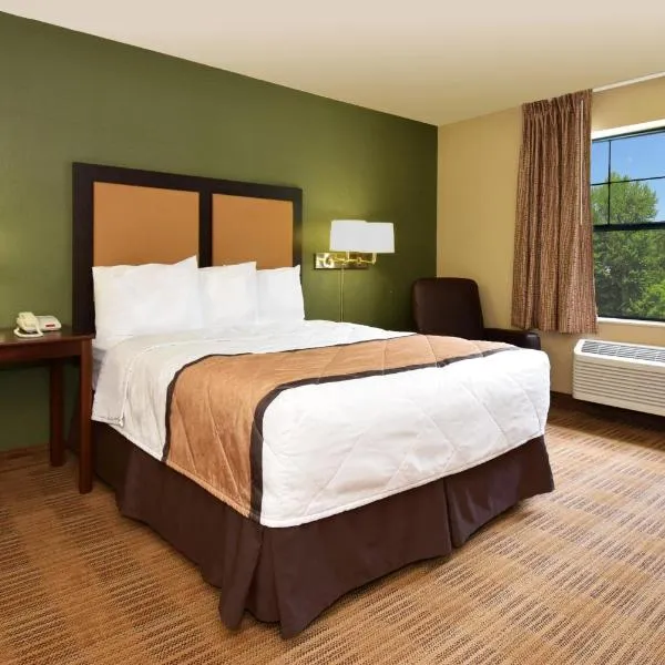 Sonesta Simply Suites Lafayette Airport, ξενοδοχείο σε Henderson