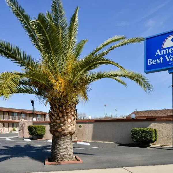 Americas Best Value Inn Los Banos, hotel di Santa Nella