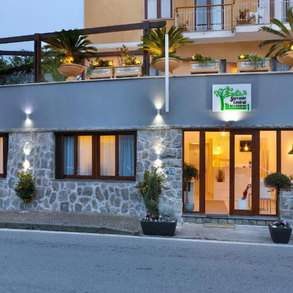 B&B Sorrento Central, hotel v Sorrentu