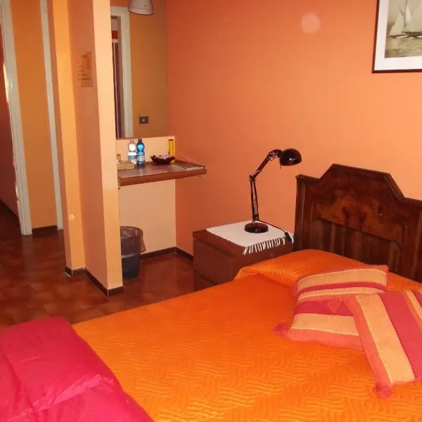 Orange House: Varenna'da bir otel
