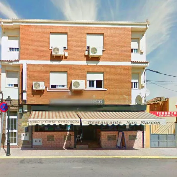 Pension San Marcos，El Casar de Talamanca的飯店