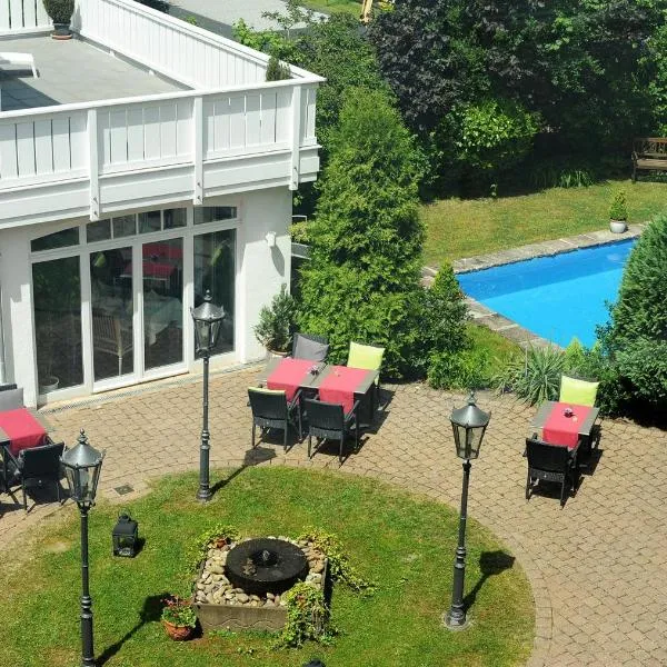 Hotel Restaurant Sengscheider Hof, hotel v destinaci Sankt Ingbert