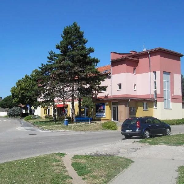 Kulturně Společenské Centrum, hotel en Moravský Žižkov