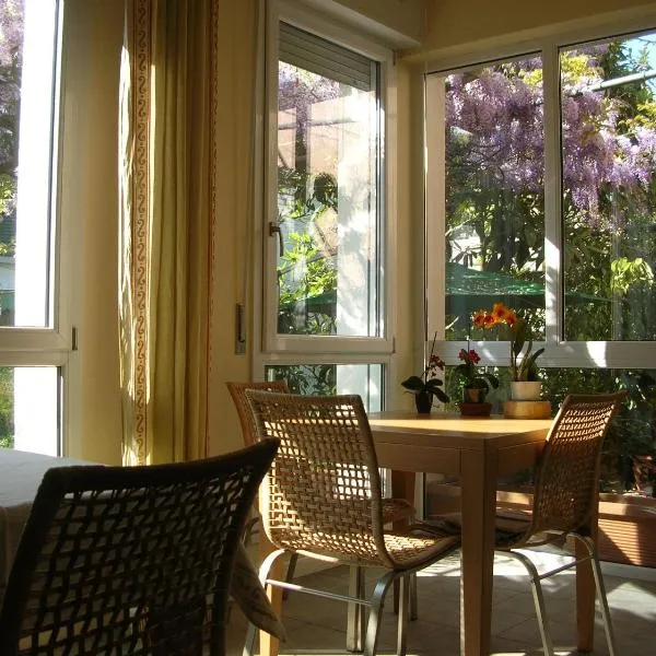 b&b undici, hotel v destinaci Cervia