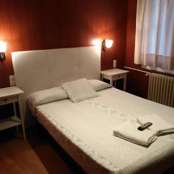 Hostal Porta De Núria – hotel w mieście Ribes de Freser