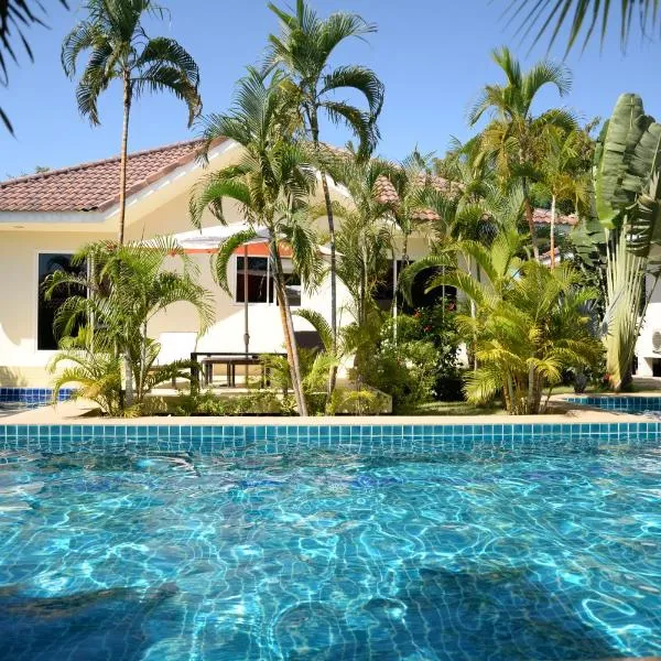 Bangsaray Villa, hotel in Bang Sare