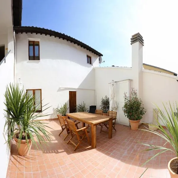 Casa Filippini – hotel w mieście Fossombrone