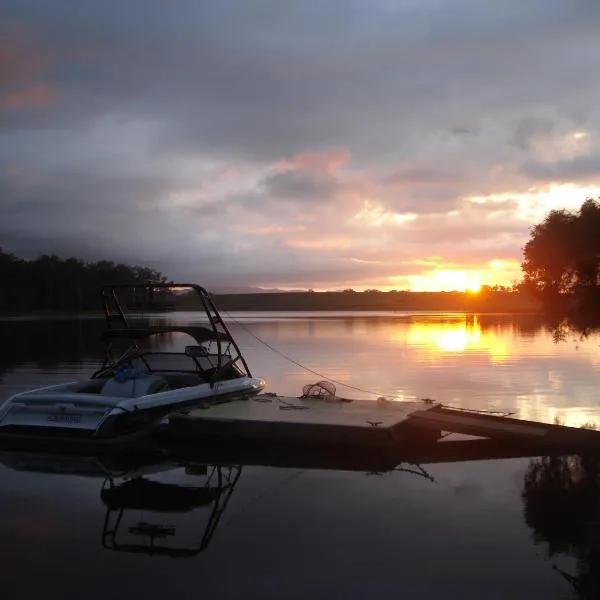 The Lake House, hotel in Yungaburra