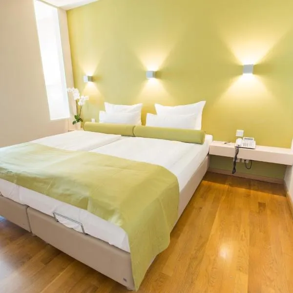 Nymphe Strandhotel & Apartments, hotel i Binz