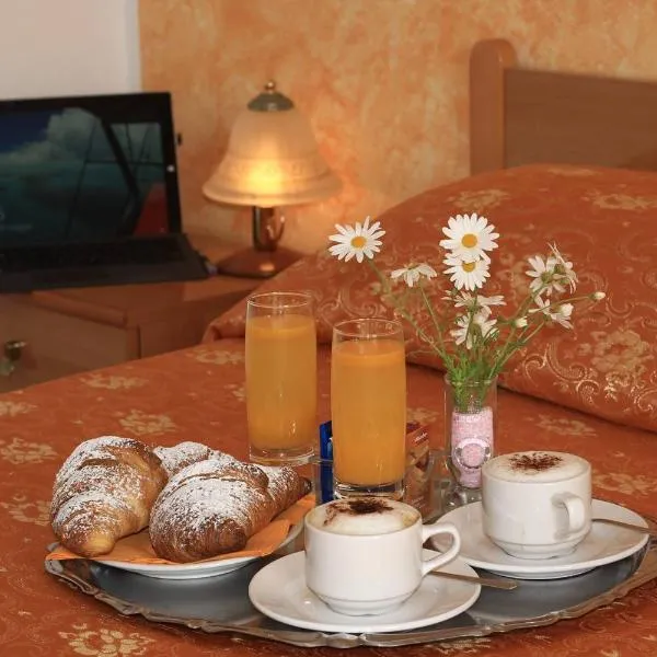 Camere Santa Margherita, hotel v destinácii Santa Margherita-Sant'Alessio Siculo