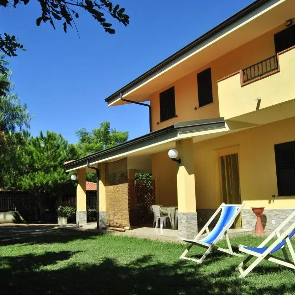 Appartamenti Garden, hotel in Capo Vaticano