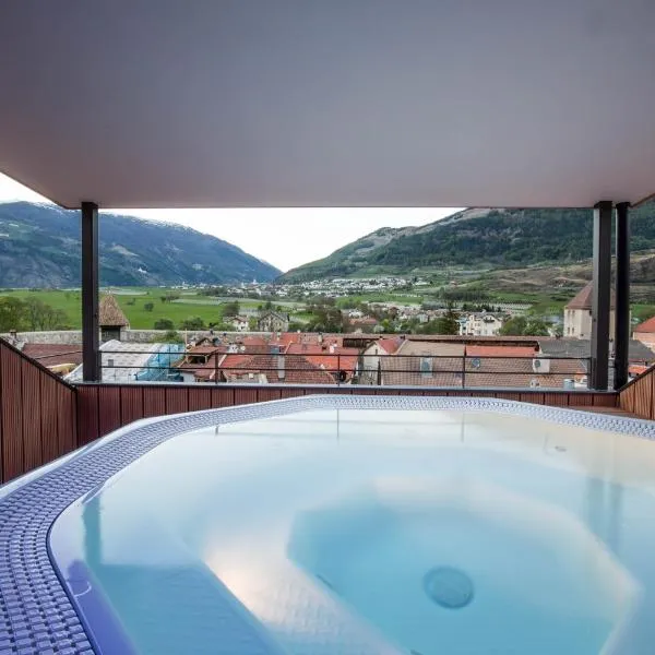 Hotel Gasthof Grüner Baum, hotel v destinácii Glorenza
