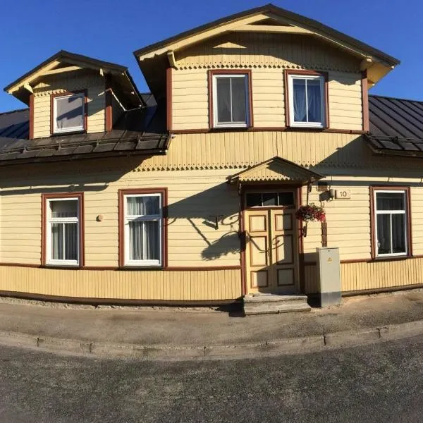 Aikarali Home Accommodation, hotel in Haapsalu