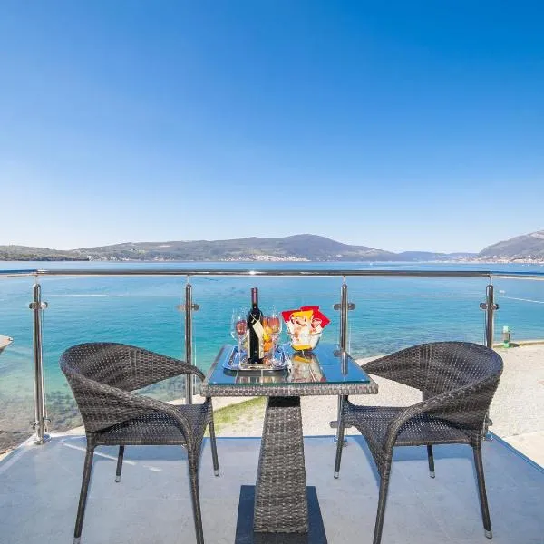 Apartments Isja, hotel v destinaci Tivat