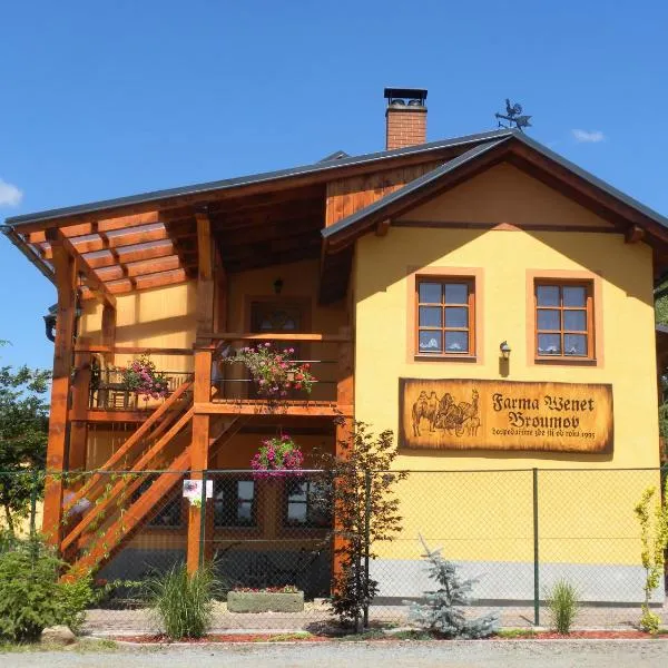 Farma Wenet, hotel v Broumově