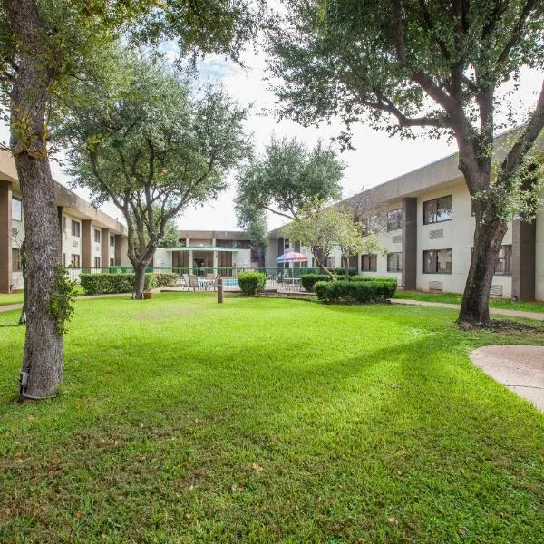 Days Inn by Wyndham Sherman, hotel em Sherman