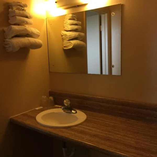Deluxe Inn, hotel a Hebron
