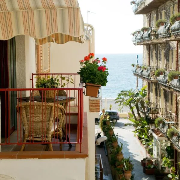 Casa Putti, hotel sa Letojanni