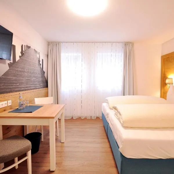 Gästehaus zur Krone, hotel v destinaci Waltenhofen