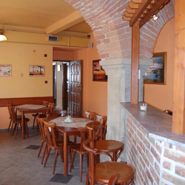 Apartman Majak Sec, hotel in Seč