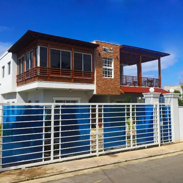 Blue Acuarela, hotel in El Jamo