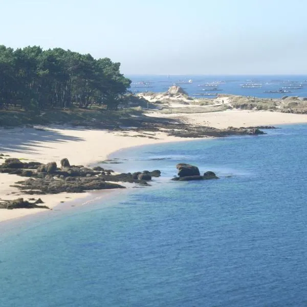 Apartamentos Illa, Hotel in A Illa de Arousa