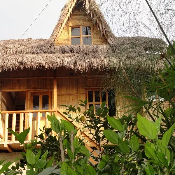 La Casa Mompiche, hotel v destinaci Mompiche