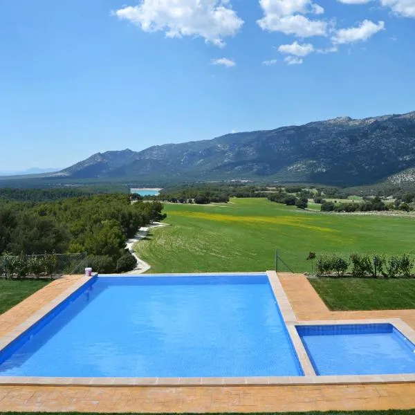 Hotel Rural Ibipozo, hotel a El Almicerán