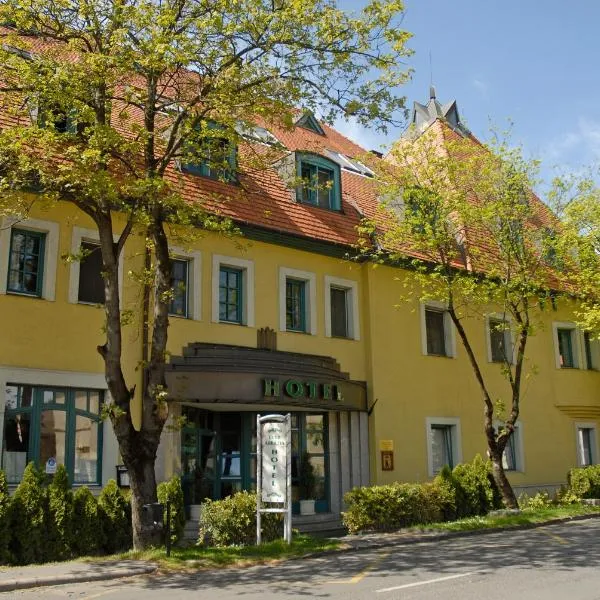 Abbázia Club Hotel Kék, hotel v destinácii Keszthely