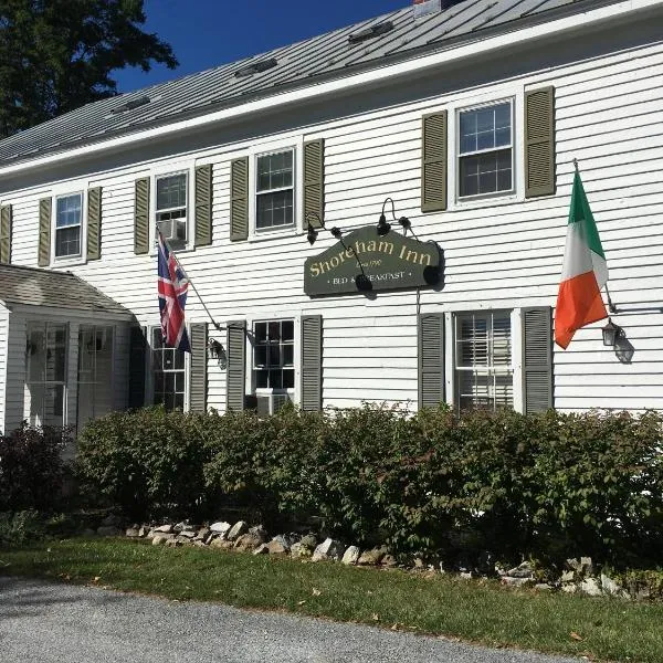 Shoreham Inn Bed & Breakfast، فندق في ميدلبوري