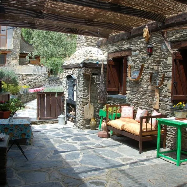 La Coberta-Lo Paller del Coc, hotel v destinaci Rialp