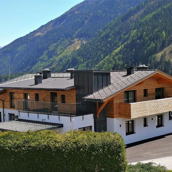 Appartements Onyx, hotel ve Flattachu