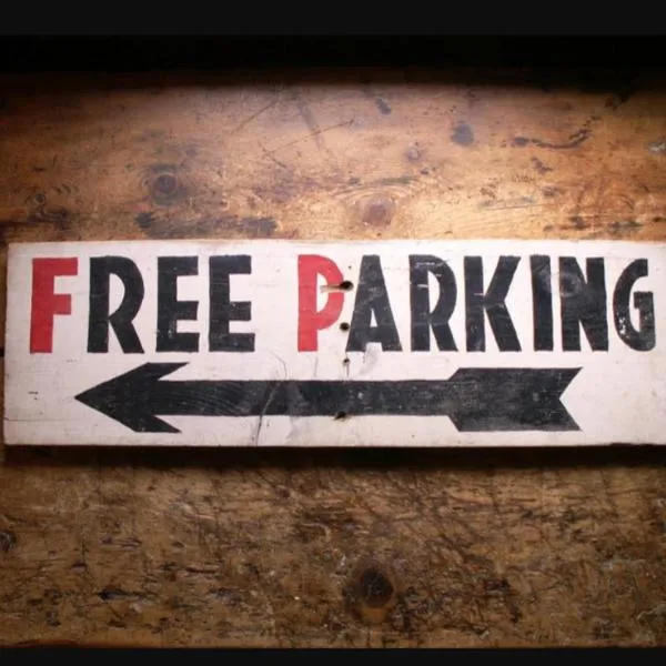 The Retro Retreat with free parking: Hastings şehrinde bir otel