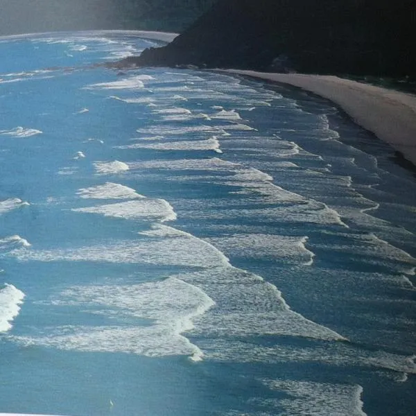 Pousada Villa Verde - Frente para a Praia do Farol, hotel en Ilha do Mel